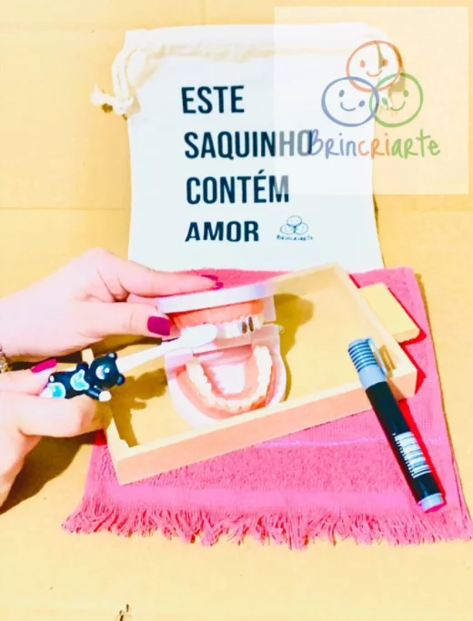 Busy Bag Brincriarte – Aprendendo a Escovar os Dentinhos - Imagem 3